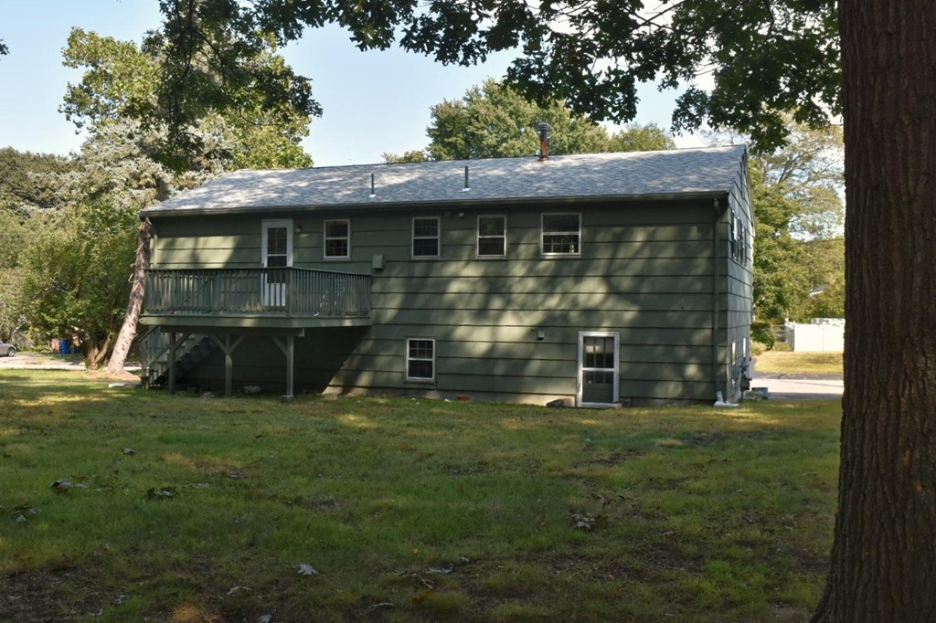 47 Niles Road Randolph, MA 02368 - Photo 6 of 6 Gallery Image 6