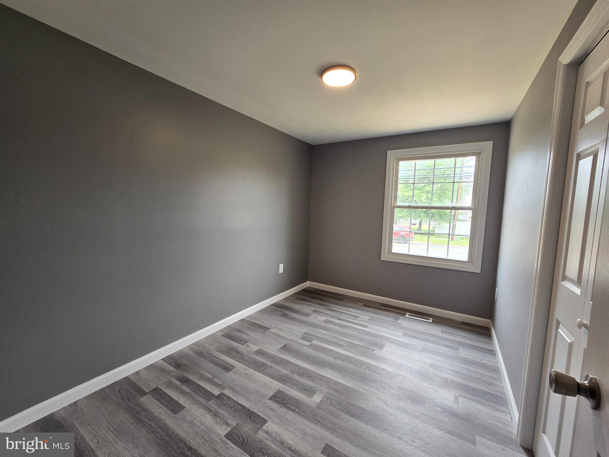 157 Jarvis Road Sicklerville, NJ 08081 - Photo 8 of 25 Gallery Image 8