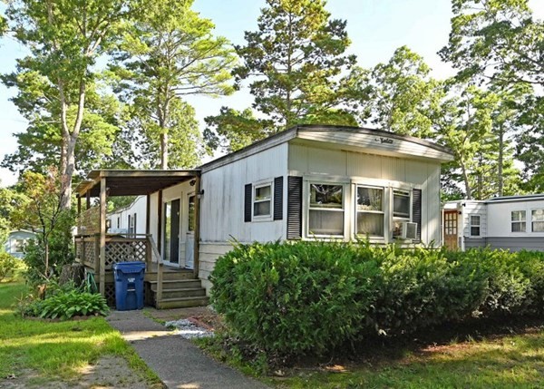 64 Timber Lane Wareham, MA 02576 - Photo 1 of 13 Gallery Image 1
