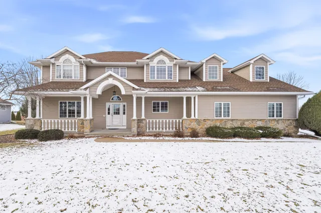$519,900 | 3895 Shorebird Court, Oshkosh, WI 54904