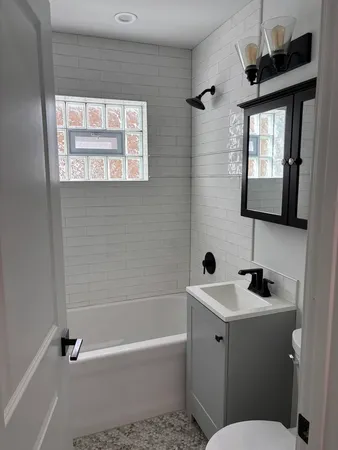 $695,000 | 7179 North Mankato Avenue, Chicago, IL 60646