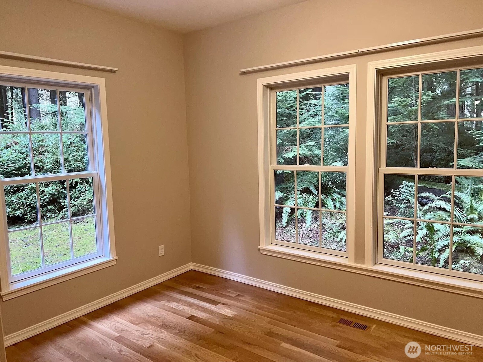 5127 East Harbor Road Freeland, WA 98249 - Photo 12 of 15