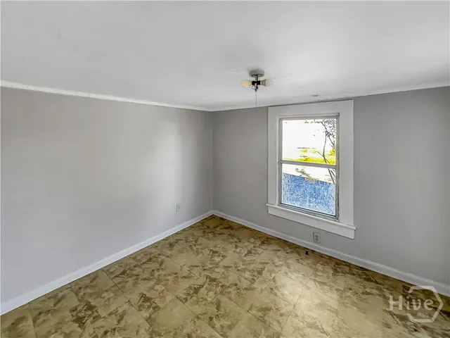 $1,250 | 202 Millen Street, Savannah, GA 31415