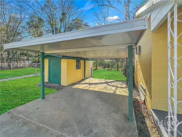 $1,250 | 202 Millen Street, Savannah, GA 31415