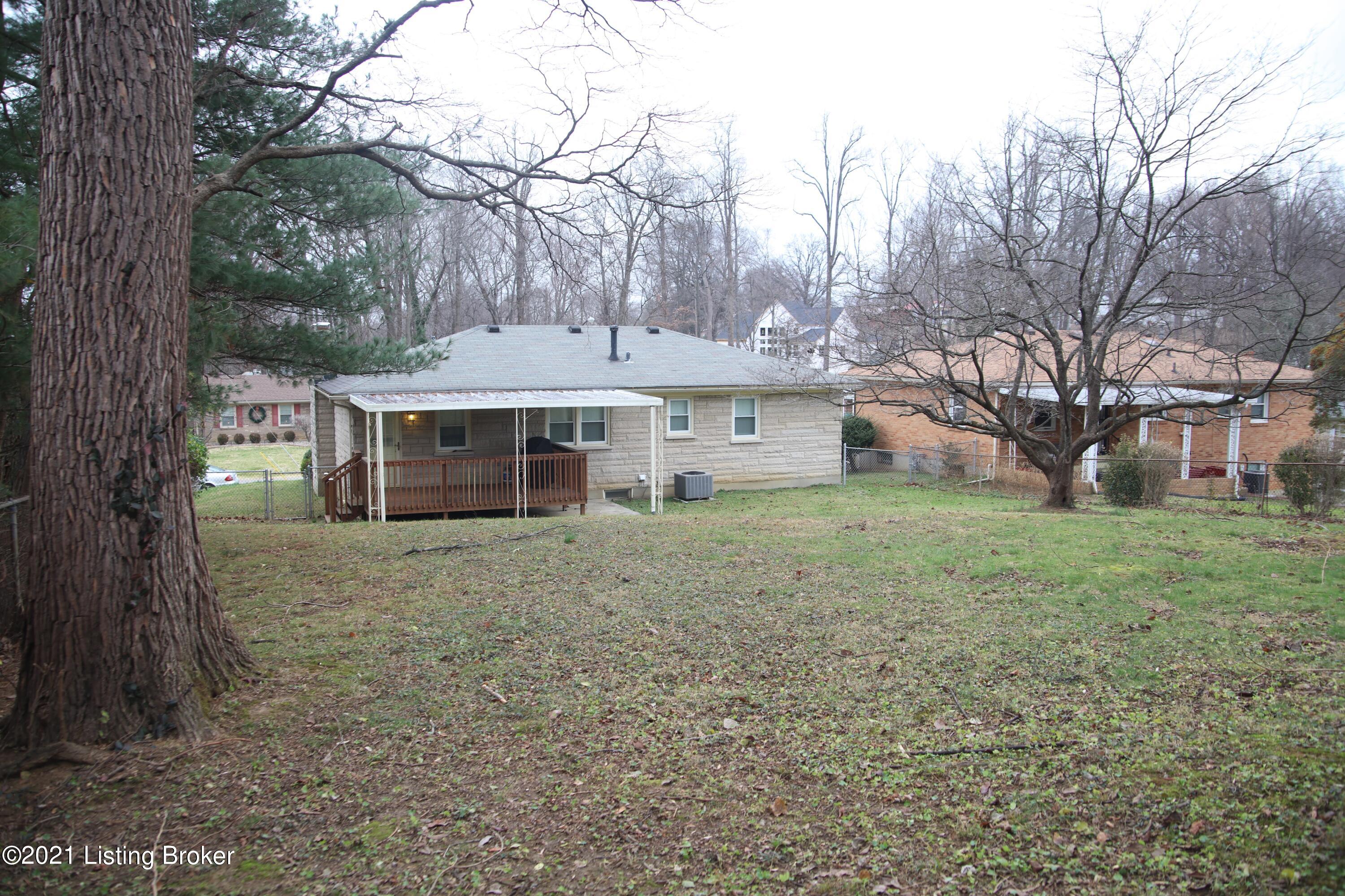 1552 Knight Road Louisville, KY 40216 - Photo 39 of 41 201A9108