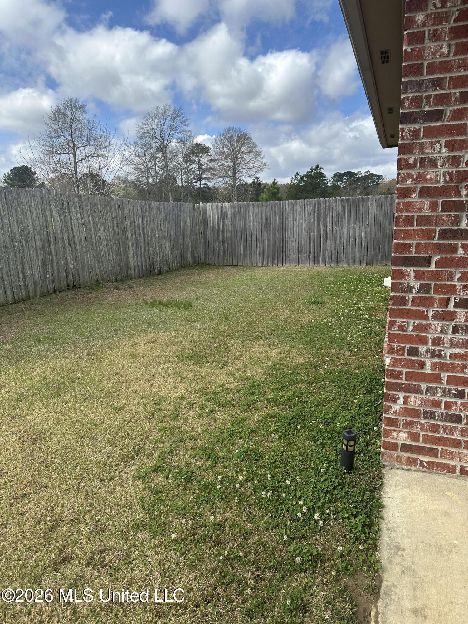 312 East Magnolia Place Pearl, MS 39208 - Photo 3 of 26 IMG_1807