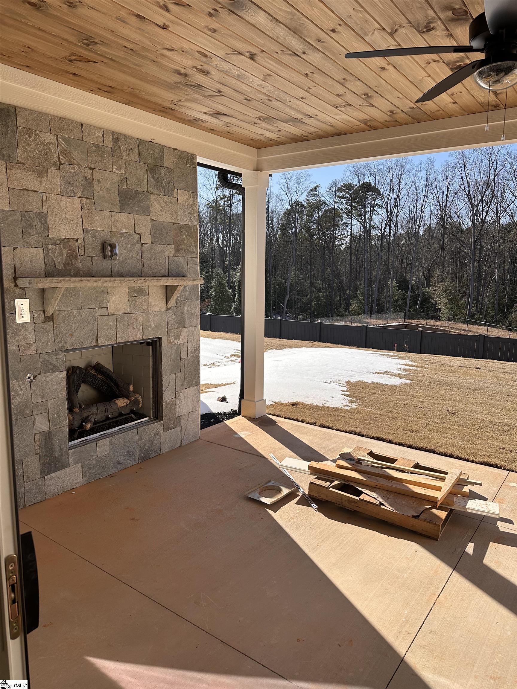 412 Fielder Way Greenville, SC 29607 - Photo 4 of 10