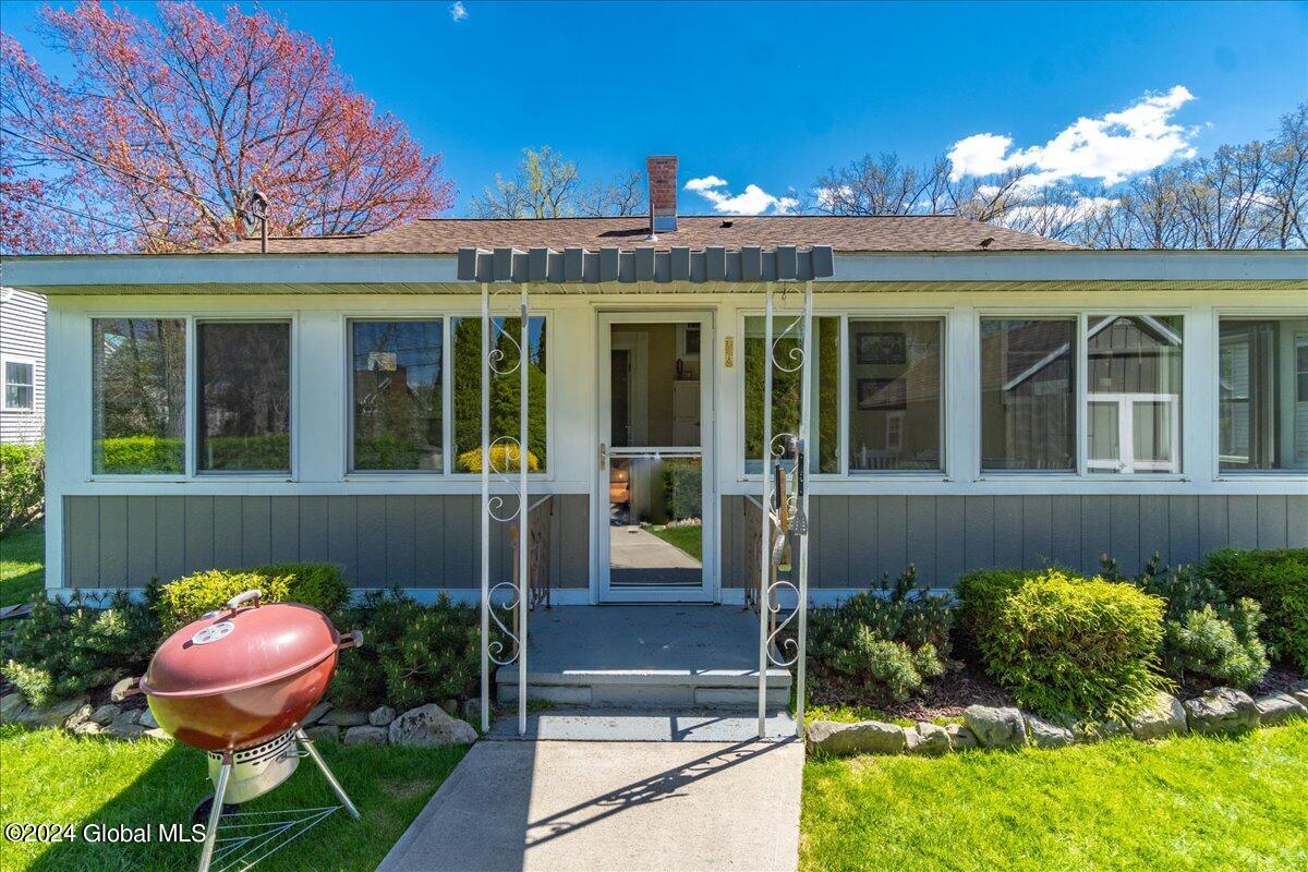 73 Glendale Road Colonie, NY 12110 - Photo 28 of 40 27