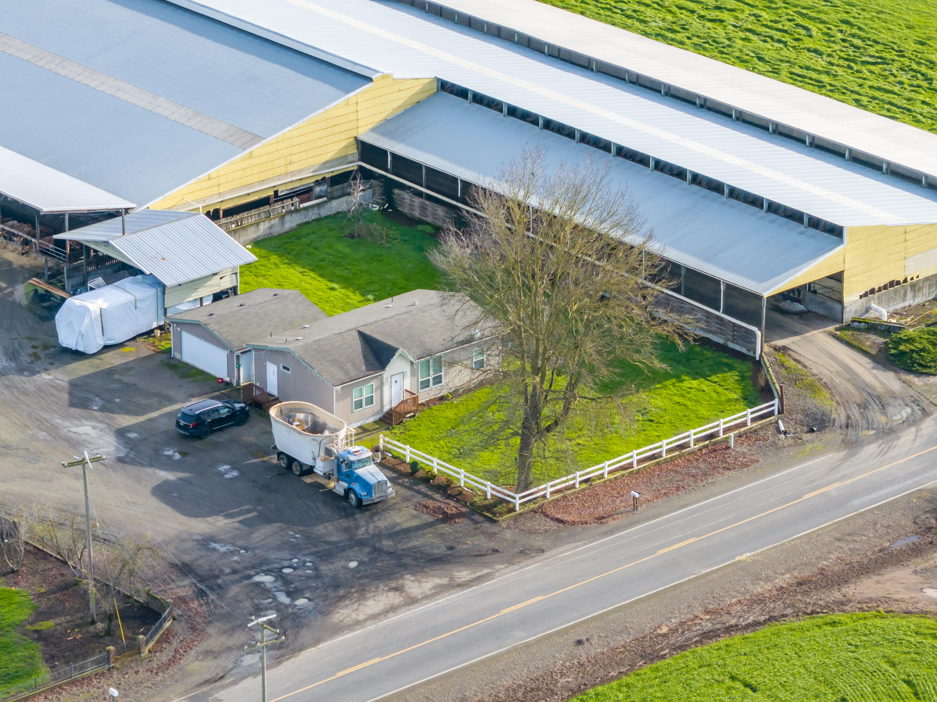 35725 Engle Road Southeast Albany, OR 97322 - Photo 26 of 40 an aerial view of a house with a swimming pool