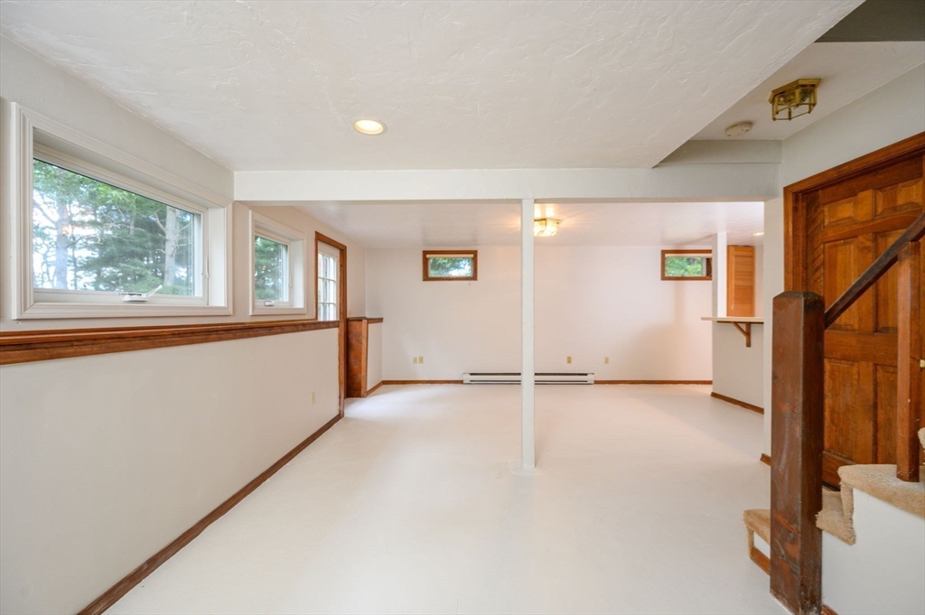 4 Easting Road Bourne, MA 02532 - Photo 32 of 42 an empty room with windows