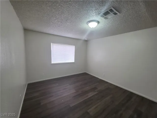 $1,700 | 6232 Blair Way, Las Vegas, NV 89107