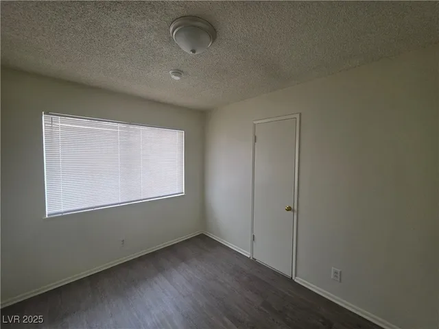 $1,700 | 6232 Blair Way, Las Vegas, NV 89107