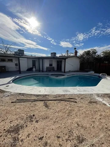 $1,750 | 6232 Blair Way, Las Vegas, NV 89107