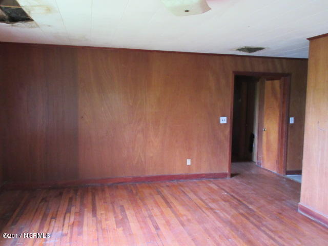 730 Creek Road Pinetown, NC 27865 - Photo 6 of 17 IMG_0846