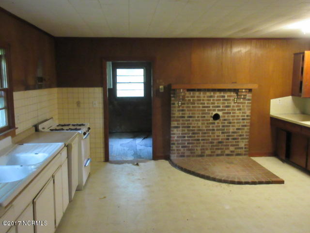 730 Creek Road Pinetown, NC 27865 - Photo 8 of 17 IMG_0851