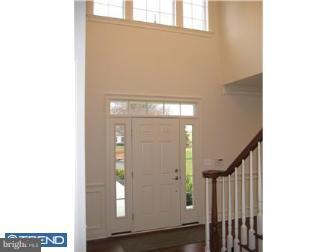 656 Linton Hill Road Newtown, PA 18940 - Photo 10 of 12 Foyer