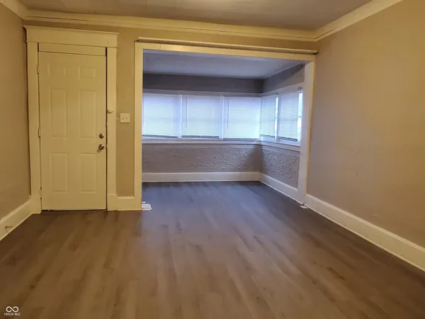 $1,250 | 350 South Oxford Street, Indianapolis, IN 46201