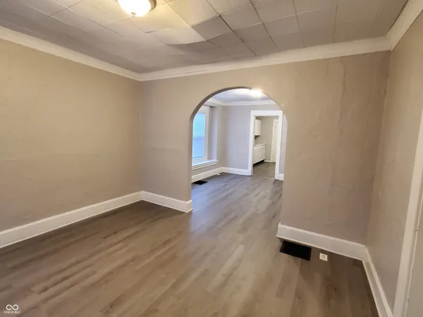 $1,250 | 350 South Oxford Street, Indianapolis, IN 46201