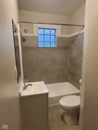 $1,250 | 350 South Oxford Street, Indianapolis, IN 46201