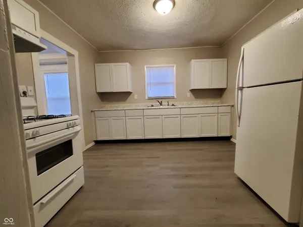 $1,250 | 350 South Oxford Street, Indianapolis, IN 46201