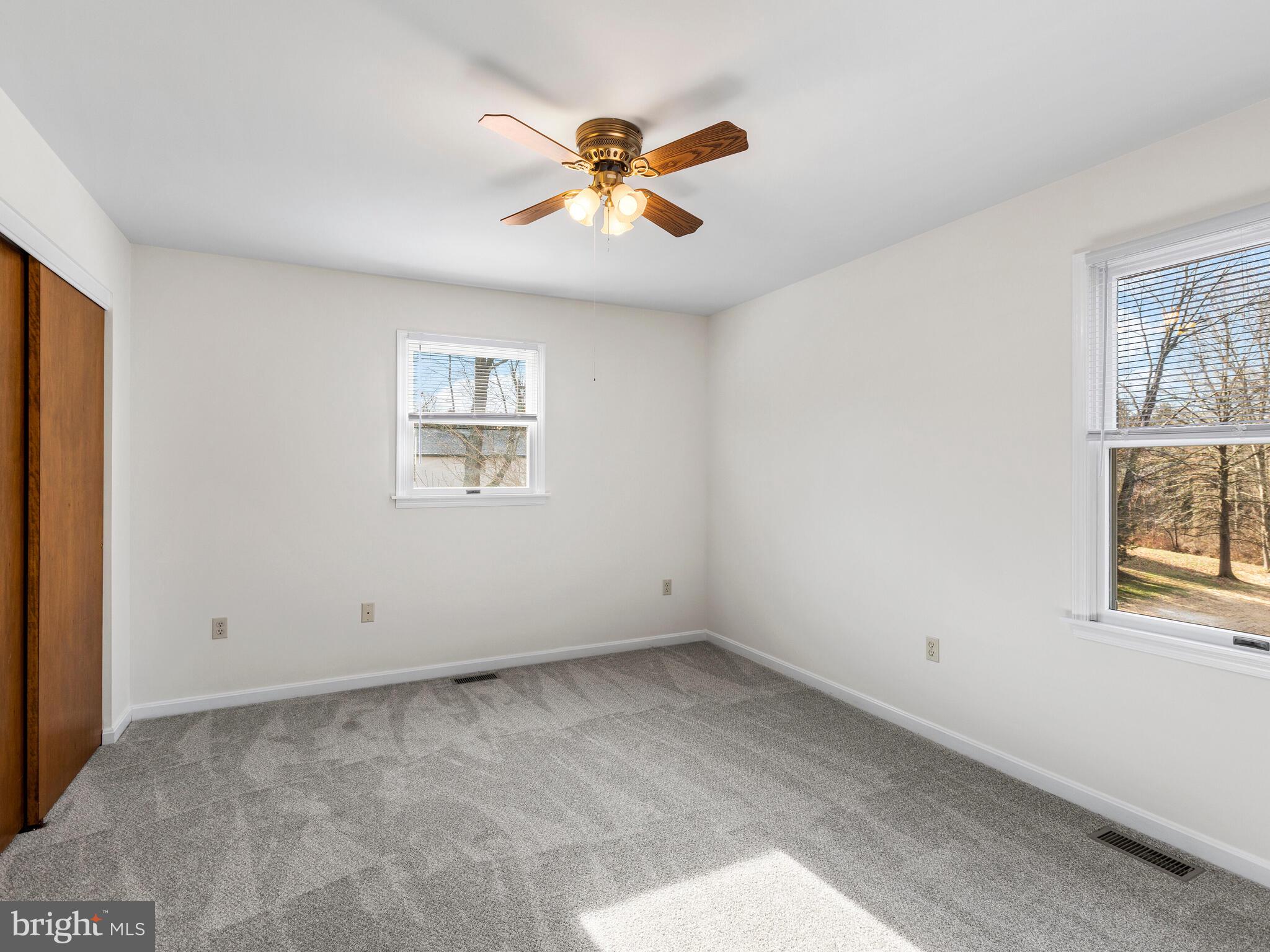 412 Saylors Mill Road Spring City, PA 19475 - Photo 15 of 55 Master with new carpet...