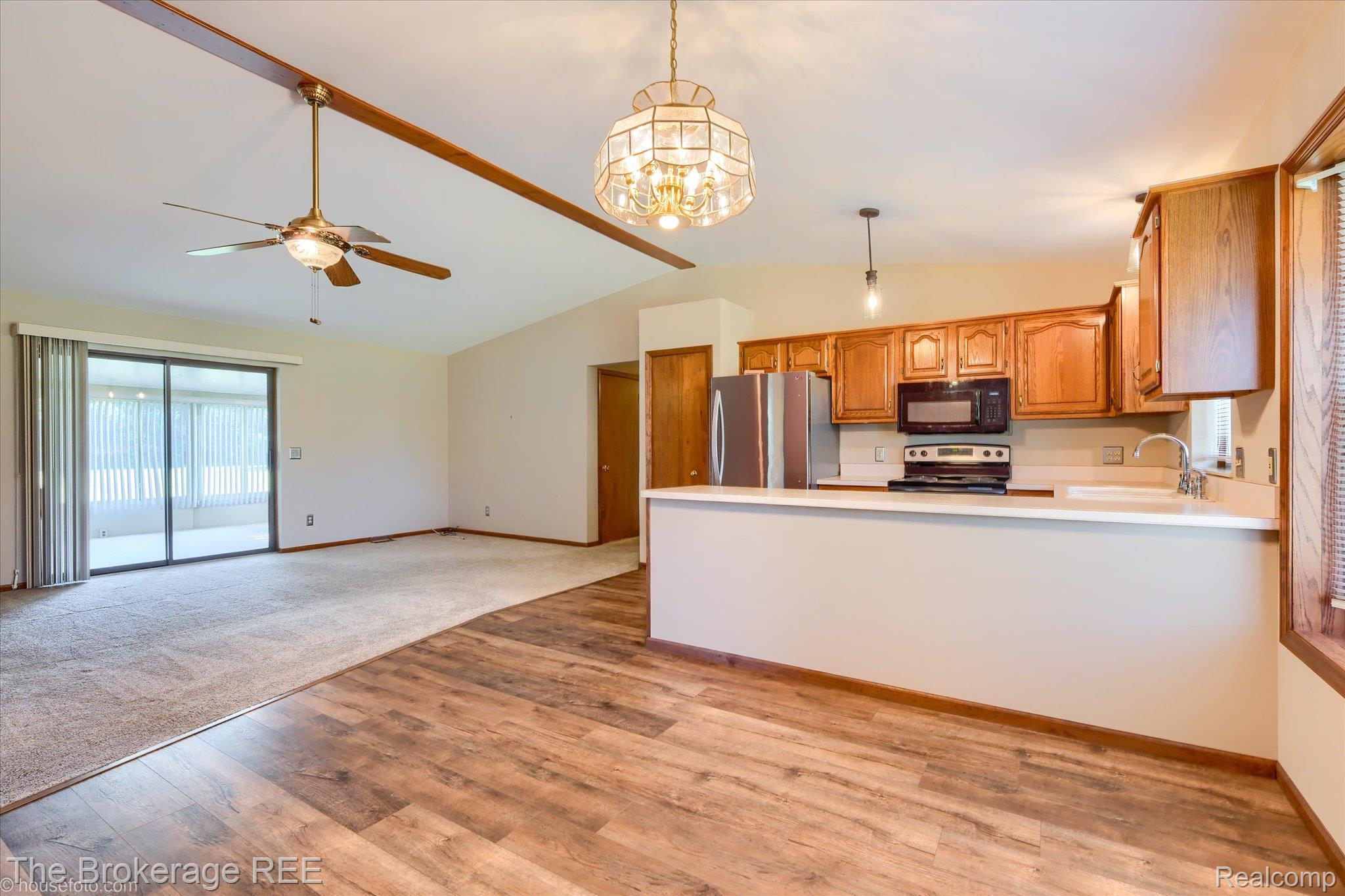 5331 Farrand Road Clio, MI 48420 - Photo 11 of 38 11-Housefoto_DSCF6158-HDR(3).jpg