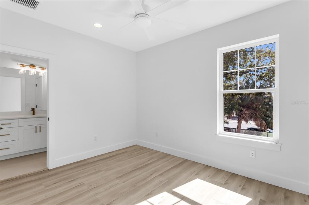 2138 West Chestnut Street Tampa, FL 33607 - Photo 34 of 42