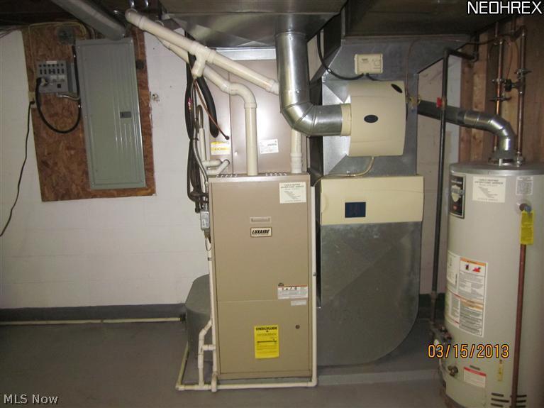 3537 Greenwich Road Norton, OH 44203 - Photo 13 of 21 Central air