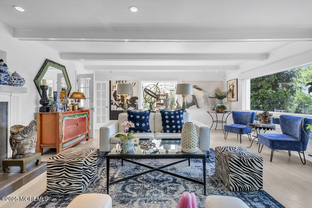 638 South Riverside Drive Neptune Township, NJ 07753 - Photo 18 of 41 a living room with furniture and a potted plant