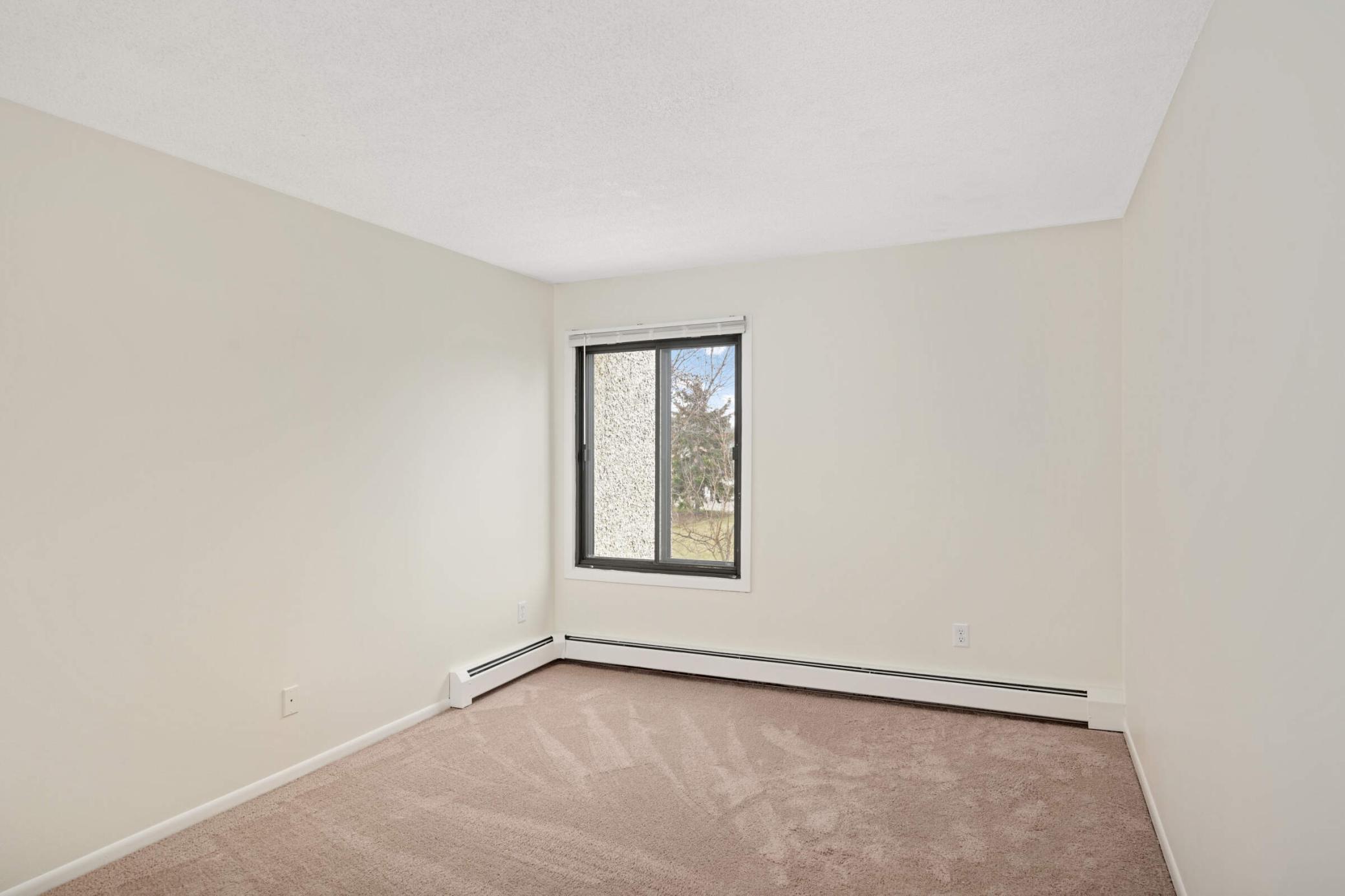 4130 Rahn Road, Unit 119 Eagan, MN 55122 - Photo 12 of 19