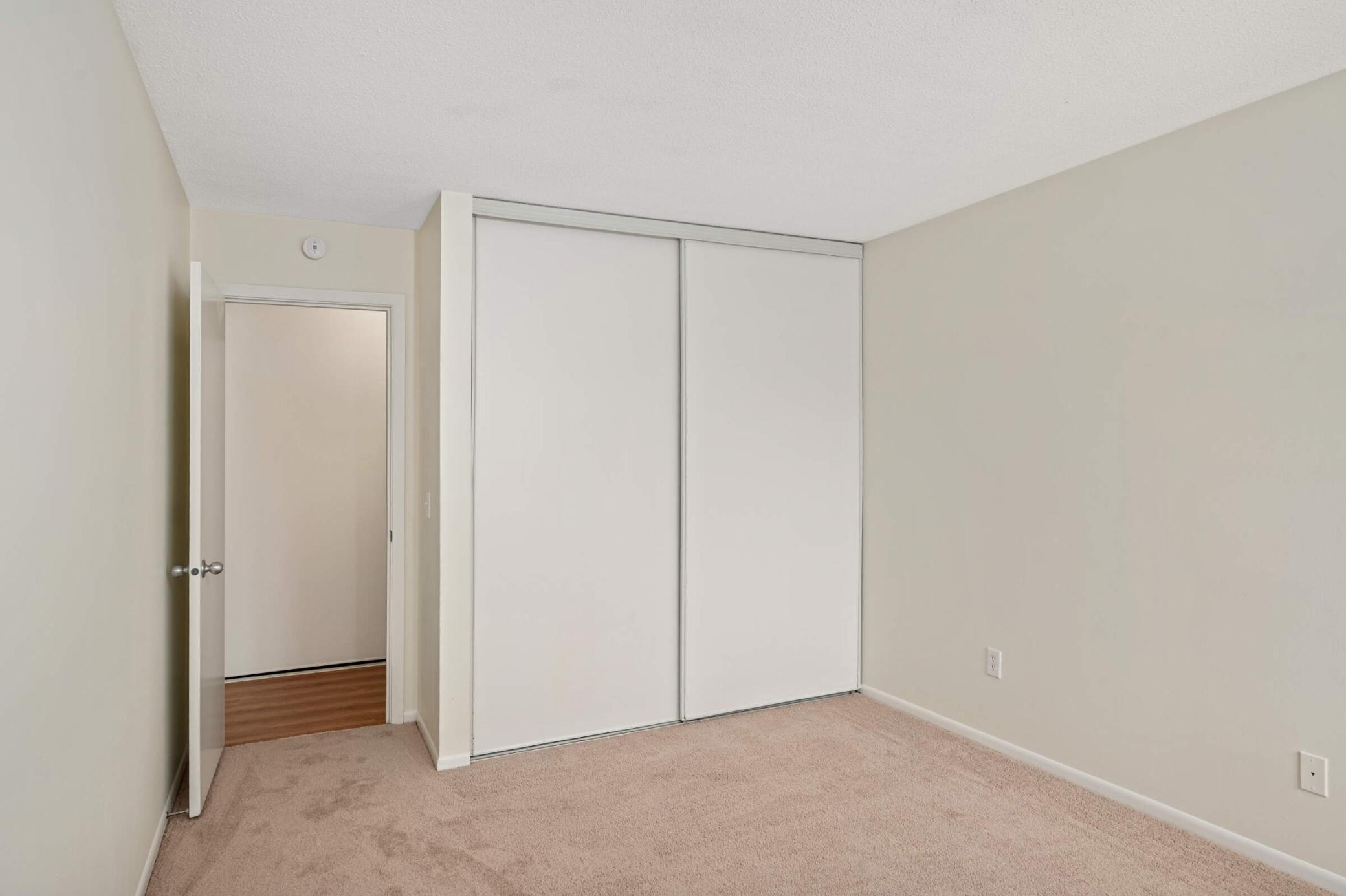 4130 Rahn Road, Unit 119 Eagan, MN 55122 - Photo 13 of 19