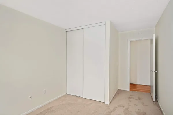 $118,950 | 4130 Rahn Road, Unit 119, Eagan, MN 55122