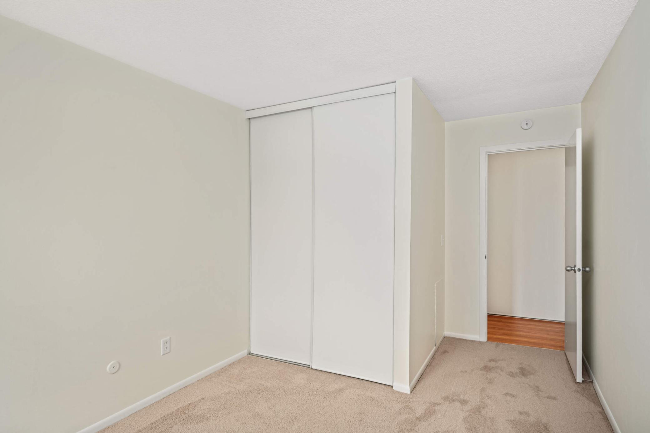 4130 Rahn Road, Unit 119 Eagan, MN 55122 - Photo 15 of 19