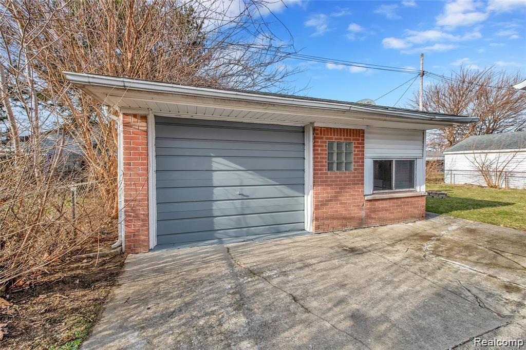 4509 Buchanan Avenue Warren, MI 48092 - Photo 26 of 26 4509 Buchanan Avenue - HD Drone photography-6.jpg