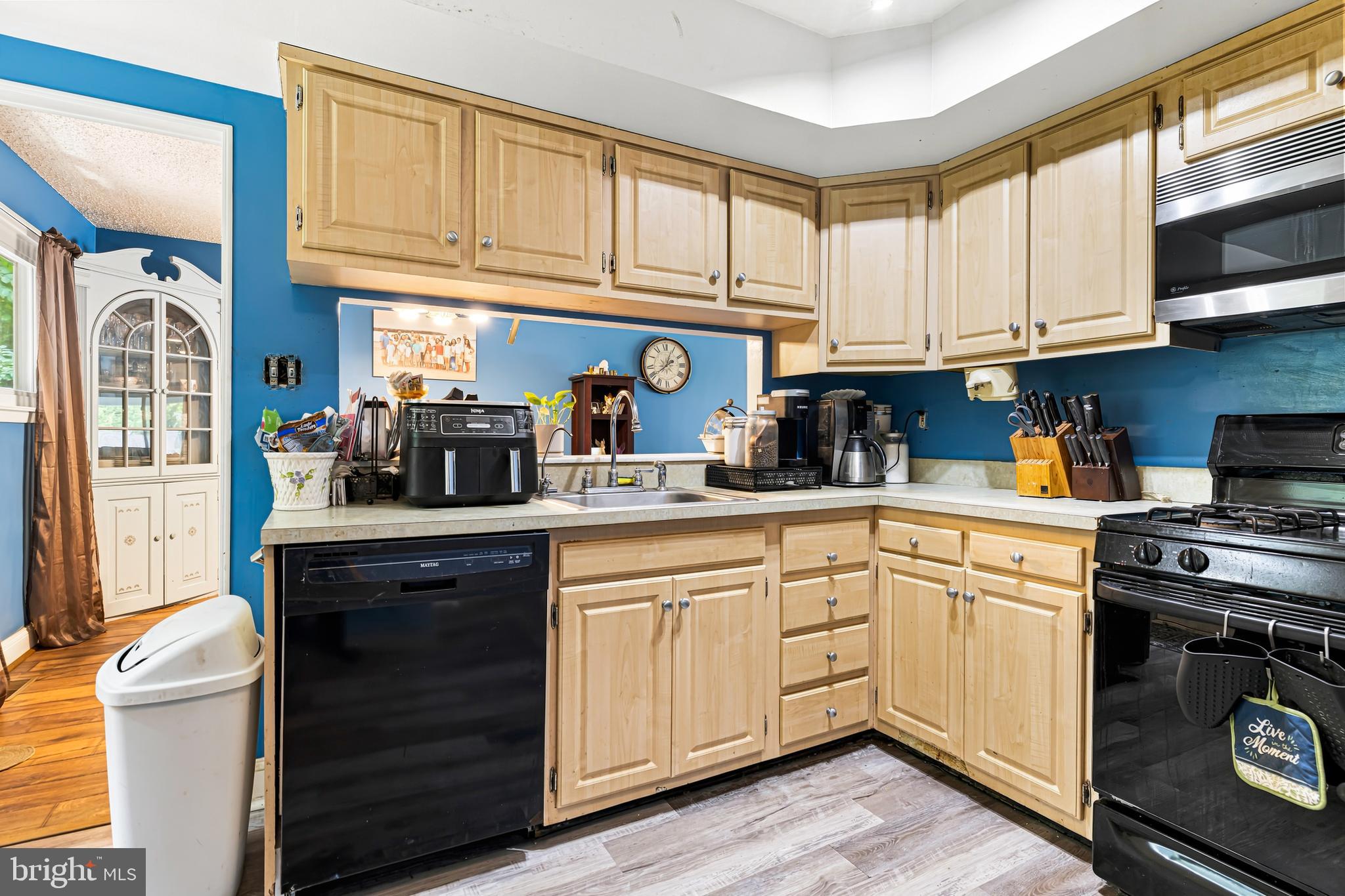 337 Golf Hills Road Havertown, PA 19083 - Photo 10 of 28 Gallery Image 10