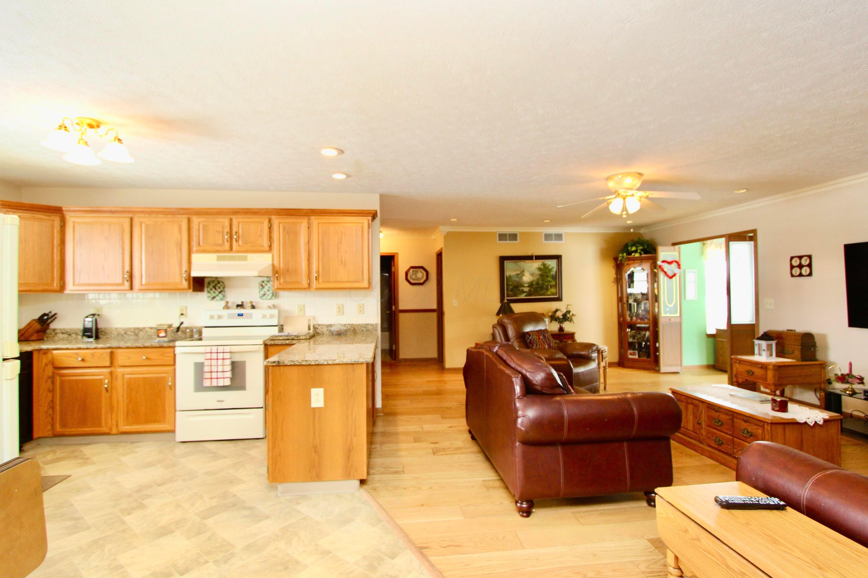 2967 Gooding Road Marion, OH 43302 - Photo 32 of 70 IMG_2735