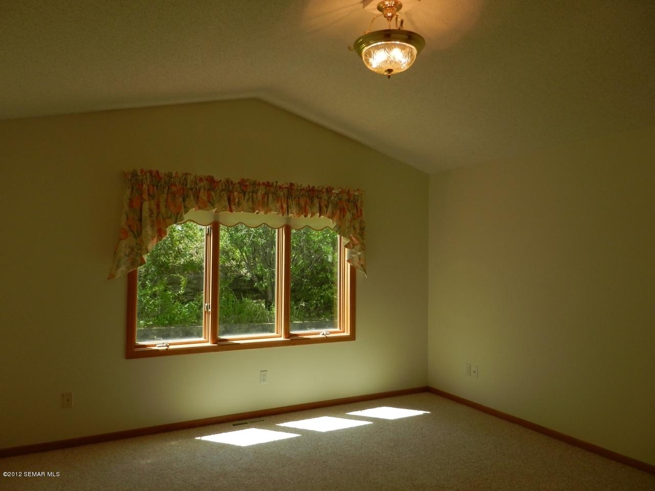 822 26th Street Northeast Rochester, MN 55906 - Photo 14 of 29