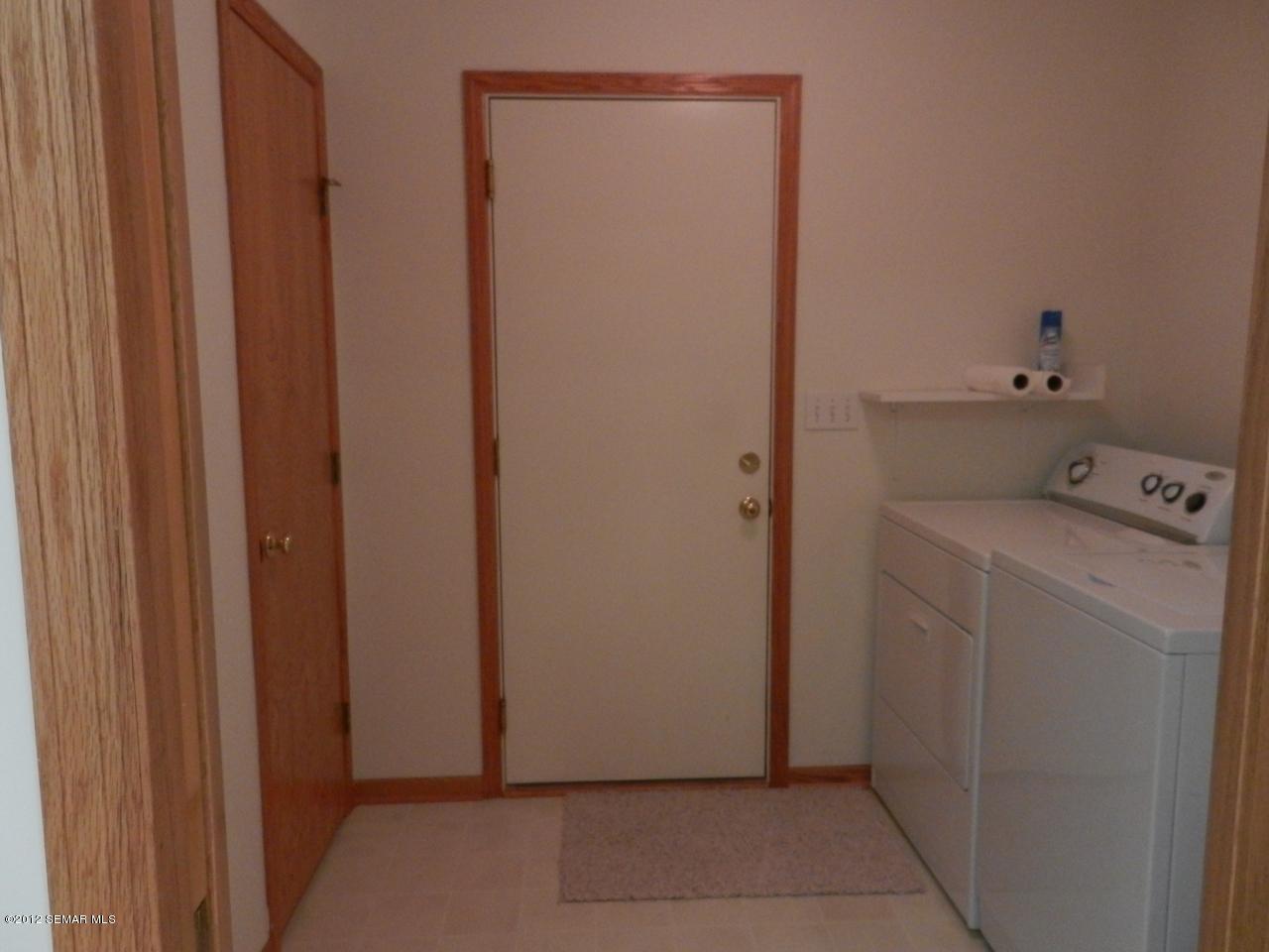 822 26th Street Northeast Rochester, MN 55906 - Photo 18 of 29