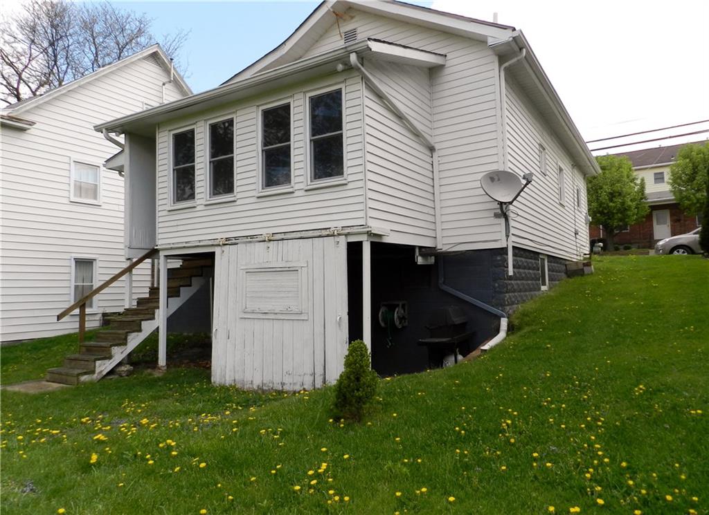 429 Ridge Avenue Canonsburg, PA 15317 - Photo 21 of 23 Exterior back