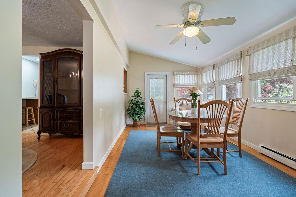 2 Harding Road Portsmouth, NH 03801 - Photo 9 of 39