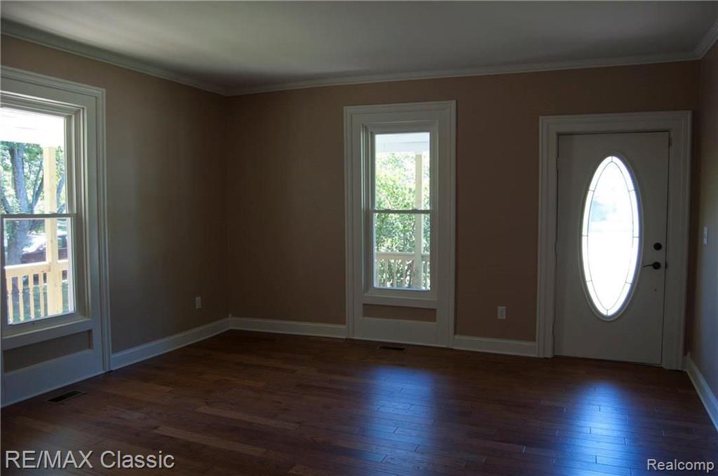 2038 Covert Road Burton, MI 48509 - Photo 21 of 25