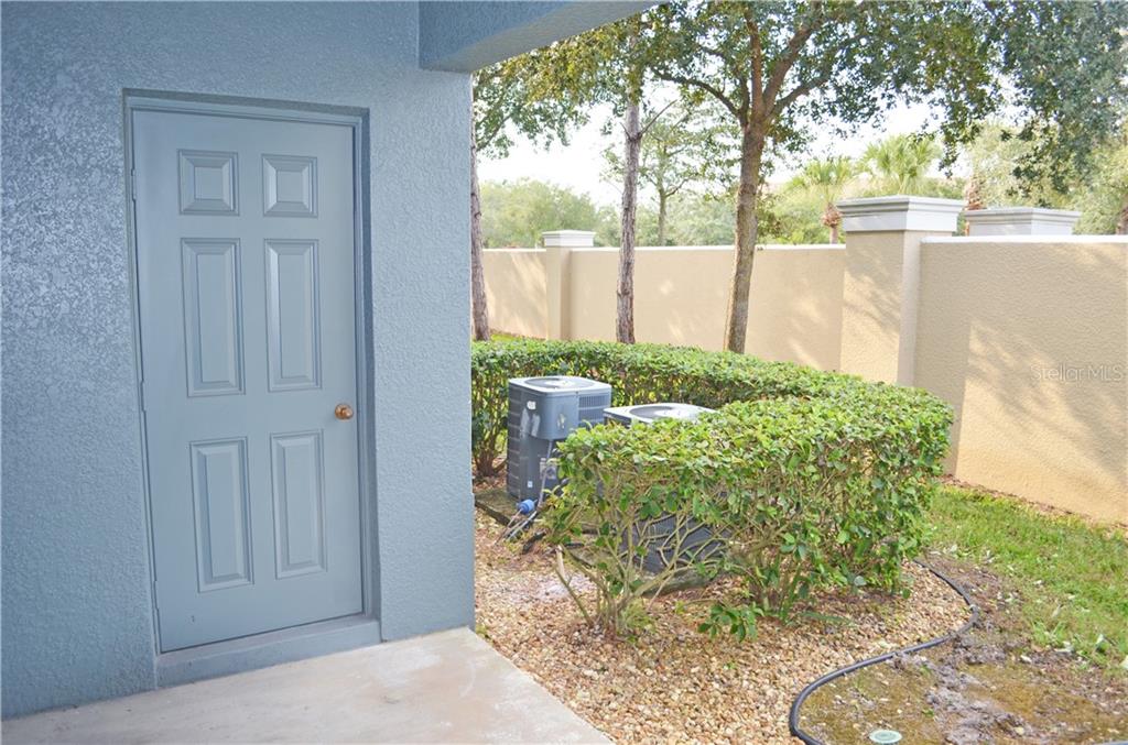 3321 Wilshire Way Road, Unit 6 Orlando, FL 32829 - Photo 14 of 21