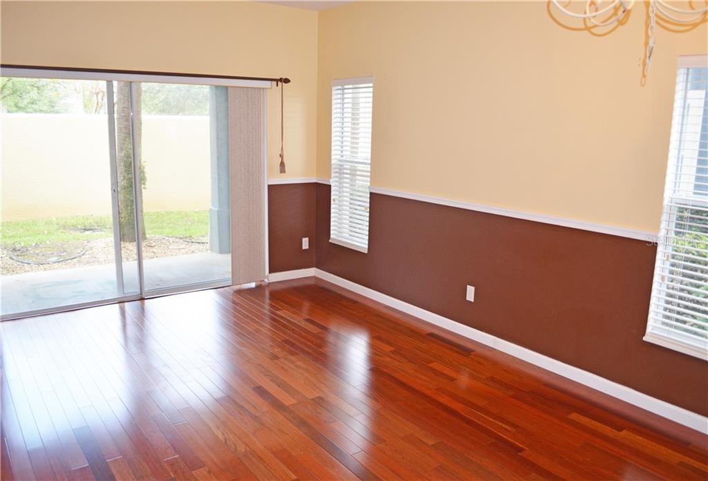 3321 Wilshire Way Road, Unit 6 Orlando, FL 32829 - Photo 3 of 21