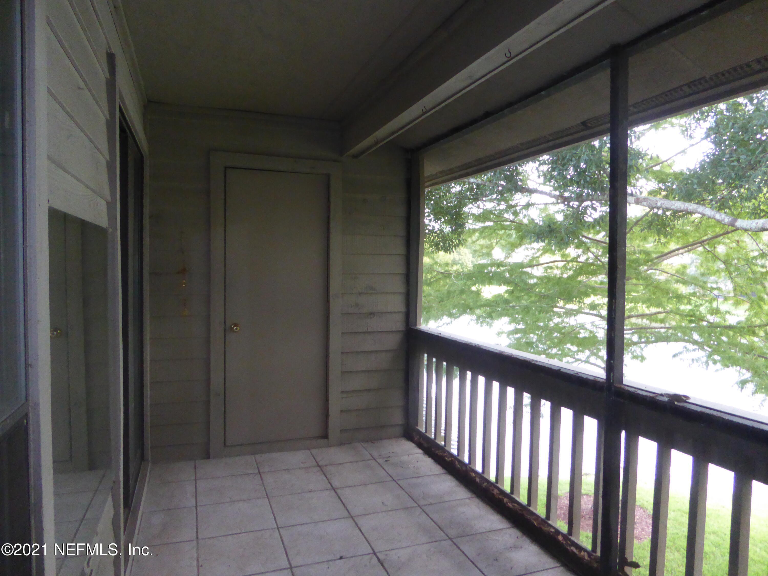 10200 Belle Rive Boulevard, Unit 120 Jacksonville, FL 32256 - Photo 3 of 14 Balcony