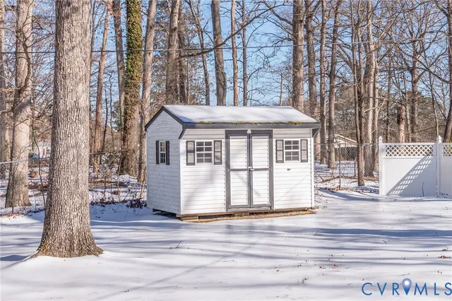 $327,900 | 6013 Daleshire Drive, Richmond, VA 23234