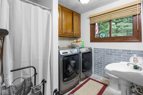 $415,000 | 7502 Lion Drive, Nineveh, IN 46164