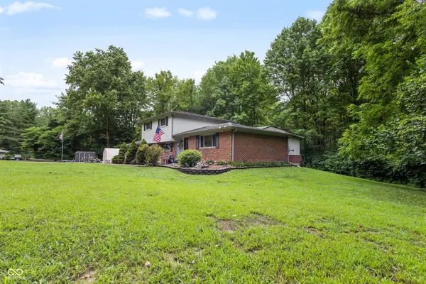 $415,000 | 7502 Lion Drive, Nineveh, IN 46164