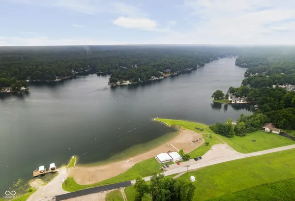 $415,000 | 7502 Lion Drive, Nineveh, IN 46164