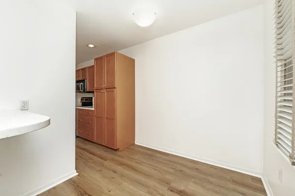 $119,900 | 721 Whitcomb Street, Unit A, Kalamazoo, MI 49008