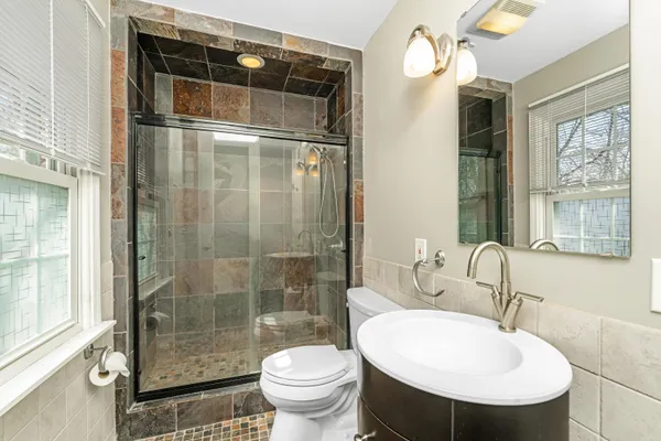 $119,900 | 721 Whitcomb Street, Unit A, Kalamazoo, MI 49008